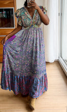 Afbeelding in Gallery-weergave laden, Gold & Silver Boho Maxikleid mit V-Ausschnitt