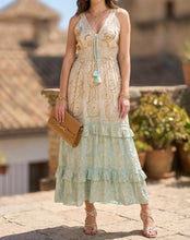 Carica l'immagine nel visualizzatore di Gallery, Damen Boho Sommer Maxikleid mit Goldstickerei