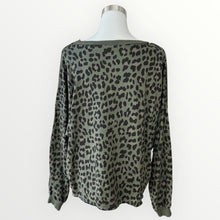 Afbeelding in Gallery-weergave laden, Damen Herbst Winter Oversized Sweatshirt Leo - Made in Italy
