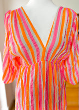 Afbeelding in Gallery-weergave laden, Damen Musselin Maxikleid mit bunten Streifen