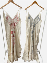 Carica l'immagine nel visualizzatore di Gallery, Damen Sommer Ibiza Boho Maxikleid mit tiefem Rückenausschnitt