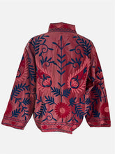 Load image into Gallery viewer, Pink Boho Samt Suzani Jacke mit Blumen Stickerei