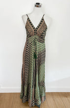Load image into Gallery viewer, Boho silk backless maxi dress