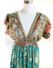 Afbeelding in Gallery-weergave laden, Gold & Silver Boho Maxikleid mit V-Ausschnitt