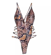 Lade das Bild in den Galerie-Viewer, Badeanzug mit Schlangenleder Muster