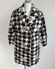 Load image into Gallery viewer, Women's coat with houndstooth pattern