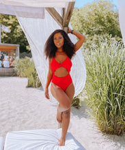 Lade das Bild in den Galerie-Viewer, Cut-Out Badeanzug mit Knoten vorne