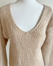 Load image into Gallery viewer, Chunky knit sweater with V-neck