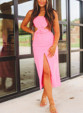 Lade das Bild in den Galerie-Viewer, Midikleid mit Twist-Ausschnitt vorne