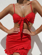 Carica l'immagine nel visualizzatore di Gallery, Crop Top mit knoten und Rock Set