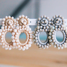 Load image into Gallery viewer, Nude facet earrings