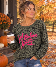 Lade das Bild in den Galerie-Viewer, Damen Herbst Winter Oversized Sweatshirt Leo - Made in Italy
