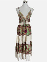 Carica l'immagine nel visualizzatore di Gallery, Damen Boho Sommer Seide Maxikleid
