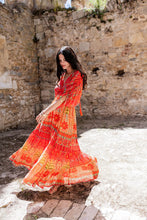 Carregar imagem no visualizador da galeria, Piti Cuiti Ibiza Boho Maxikleid mit Blumen Mustern
