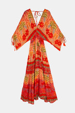 Carregar imagem no visualizador da galeria, Piti Cuiti Ibiza Boho Maxikleid mit Blumen Mustern
