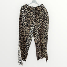Load image into Gallery viewer, Damen Musselin Hose Leo

