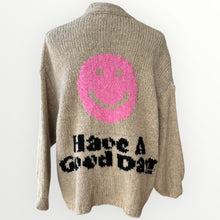 Carica l&#39;immagine nel visualizzatore di Gallery, Damen Strickjacke Have a Good Day-Made in Italy
