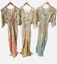 Afbeelding in Gallery-weergave laden, Damen Boho Sommer Maxikleid mit Goldstickerei
