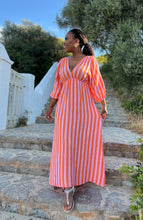 Afbeelding in Gallery-weergave laden, Damen Musselin Sommer Maxikleid mit bunten Streifen
