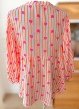 Lade das Bild in den Galerie-Viewer, Musselin Herz Bluse Made in Italy
