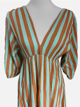 Afbeelding in Gallery-weergave laden, Damen Musselin Maxikleid mit bunten Streifen
