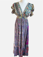 Afbeelding in Gallery-weergave laden, Gold &amp; Silver Boho Maxikleid mit V-Ausschnitt
