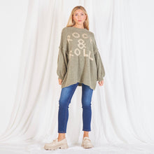 Lade das Bild in den Galerie-Viewer, Damen Oversize Kuscheliger Strickpullover ROCK &amp; ROLL

