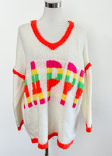 Carregar imagem no visualizador da galeria, Kuscheliger Strickpullover HAPPY
