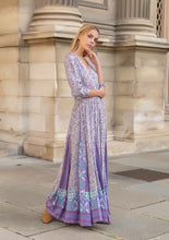 Carregar imagem no visualizador da galeria, Boho Maxikleid mit Blumendruck

