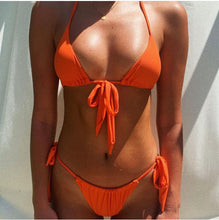Lade das Bild in den Galerie-Viewer, Zweiteiliger Bikini mit Knoten
