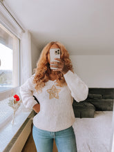 Charger l&#39;image dans la galerie, Kuscheliger Pullover mit Stern
