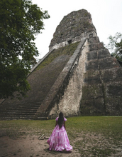 Lade das Bild in den Galerie-Viewer, Tiare Hawaii New Moon Maxikleid
